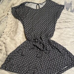 Old Navy Black and White Geometric shorts Jumpsuit size medium